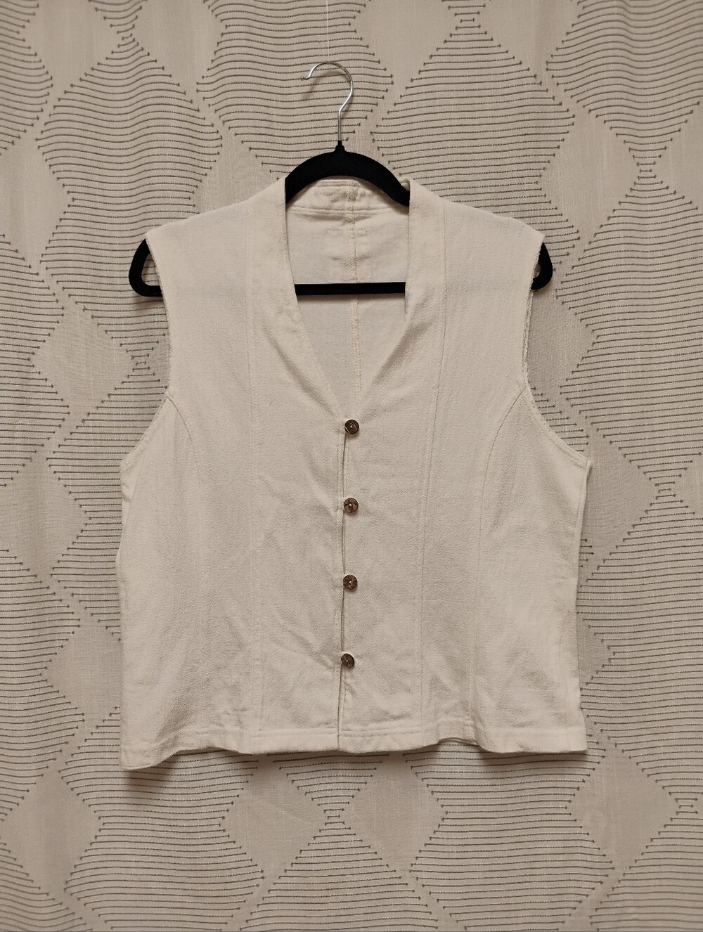 The Earth Collection Off-white Wood Buttons Women's Vest Size Large 100% Cotton